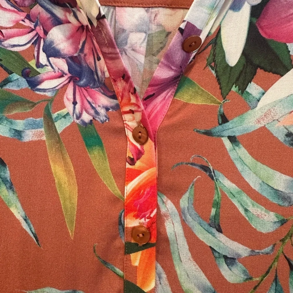 Soft Surroundings Multicolor Floral Blouse Top Tunic Tropical Resort Vacay Sz S - Picture 6 of 9